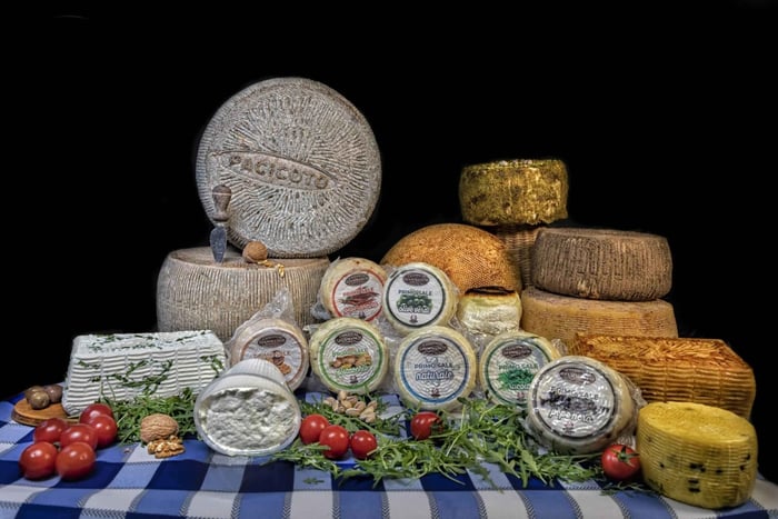 Trapani: Sicilian Cheese Tasting at the Local Dairy