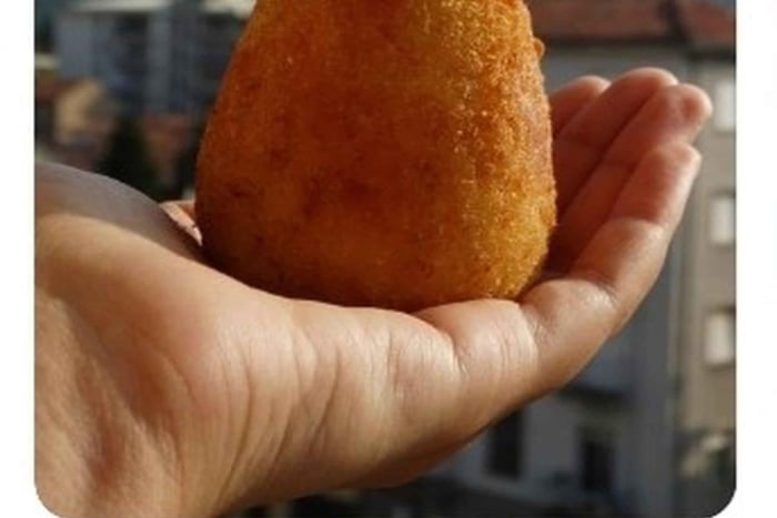 Walking Through Catania: Streets, Sights and Sicilian Bites