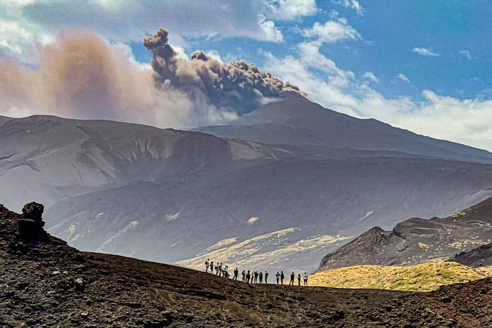 Etna: Vandreoplevelse til krateret, som var i udbrud i 2002