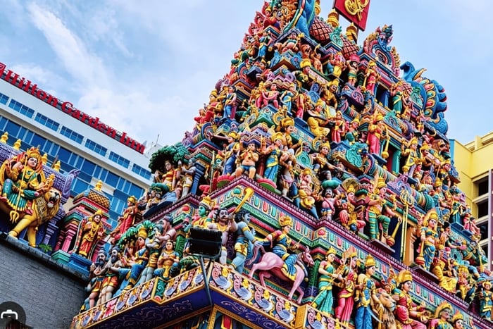 Little India 2H Walking Tour with Guide