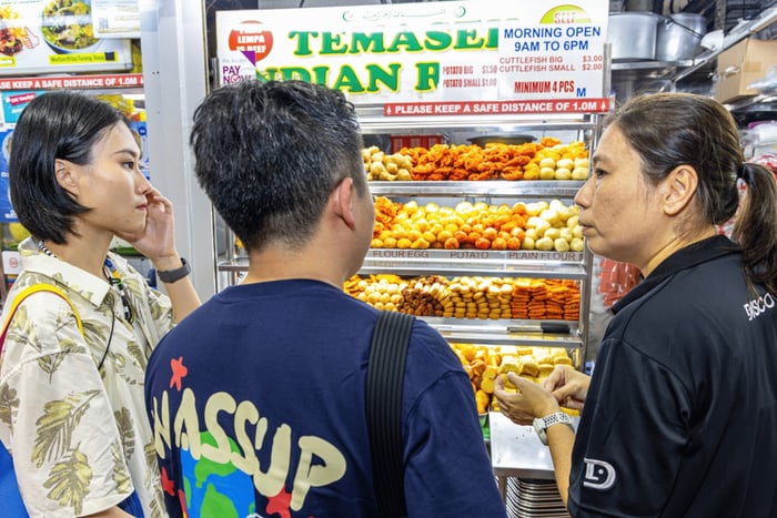 Singapore: Little India, Tekka Centre and Food Tastings Tour