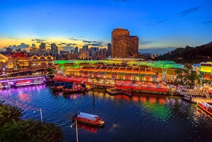 Singapour : visite touristique nocturne avec croisière sur la rivière