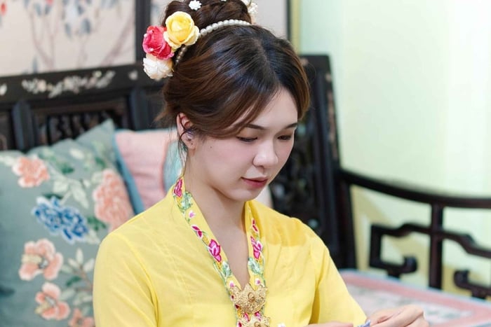 Singapore Nyonya Costume Trial and Batik Workshop