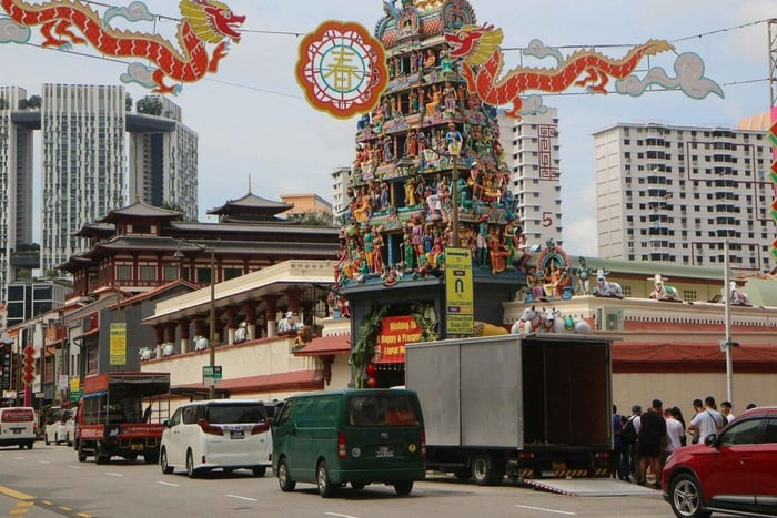 Singapore Spiritual Temples Walking Tour