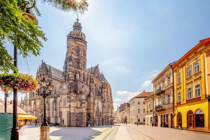 3-Day Bratislava, Castles, Tatras Tour