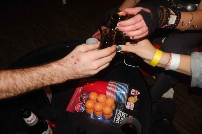 Bratislava: tour de bares guiado con bebidas y entrada a una discoteca
