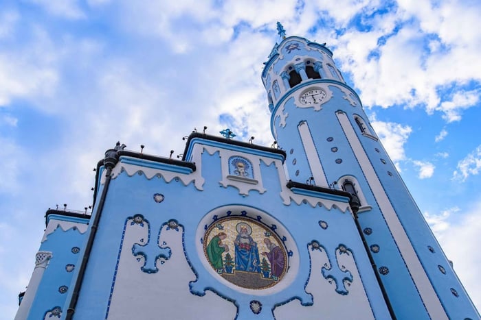 Bratislava: tour a piedi della Città Vecchia e della Chiesa Blu