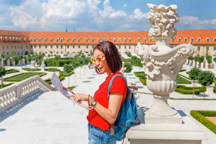 From Vienna: Bratislava & Devin Castle Day Tour with Photo
