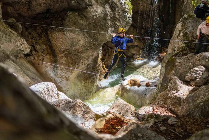 Bled/Liubliana: vía ferrata en la garganta de Hvadnik con puentes de cable