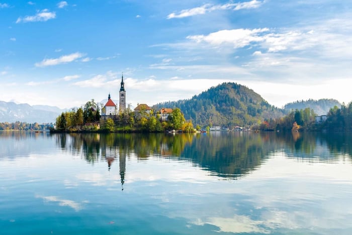 Ljubljanasta: Bled-järvi & Postojnan luola pääsylipuilla