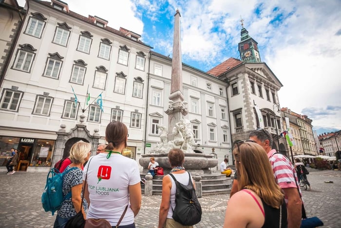 Ljubljana: Ljubjanka: Slovenian Cuisine Walking Tour with Tastings English: Slovenian Cuisine Walking Tour with Tastings English: Slovenian Cuisine Walking Tour with Tastings