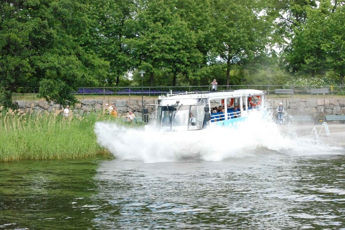 Land und Wasser Tour mit dem Amphibienbus