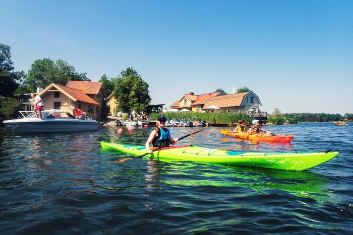 Estocolmo: Excursión en Kayak por las Islas del Archipiélago y Picnic al Aire Libre