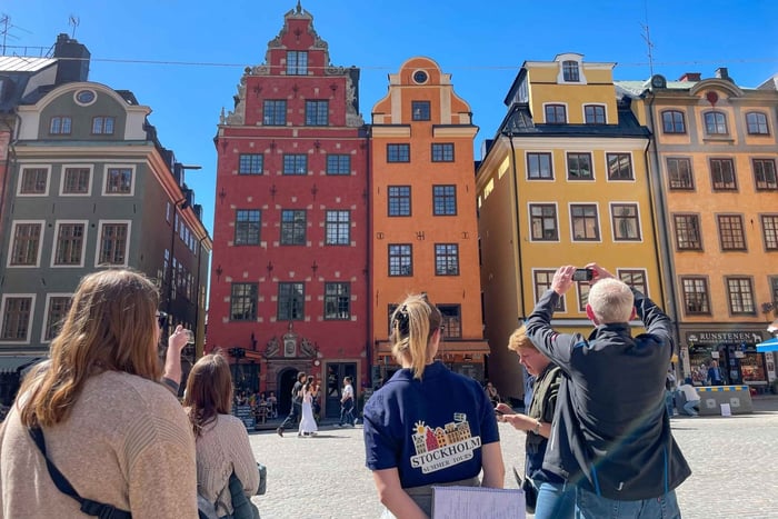 Stockholm: guidet omvisning til fots i den historiske gamlebyen med lokal innbygger