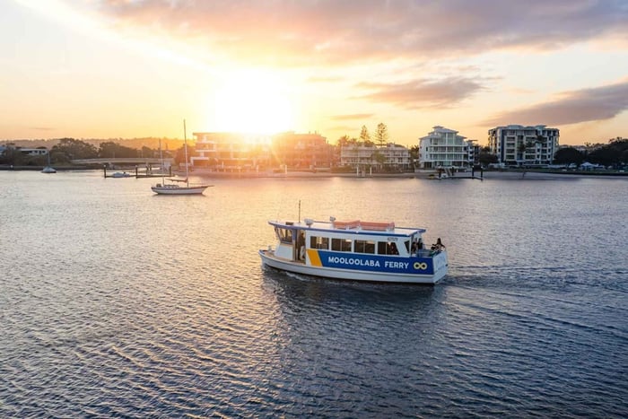 Mooloolaba: Ingresso de ida e volta para a balsa Hop-On Hop-Off