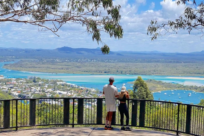Noosa : visite des secrets de Noosa avec déjeuner, nature et ferry fluvial