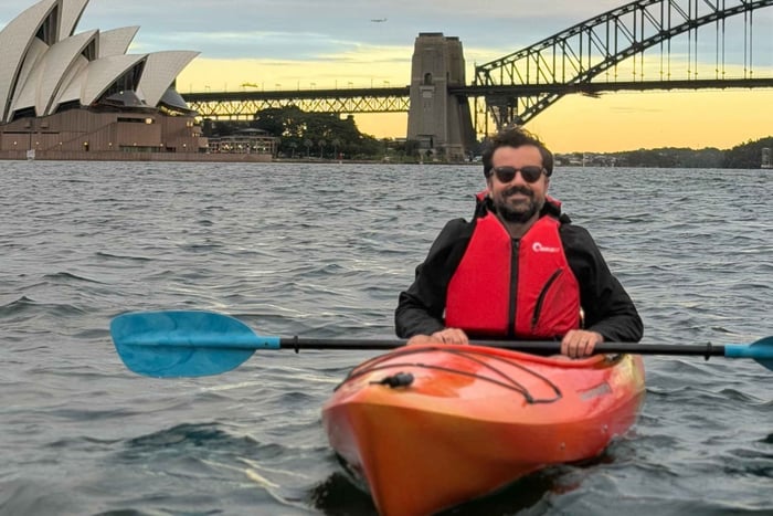 Small-group Sydney Harbour sunset experience by kayak