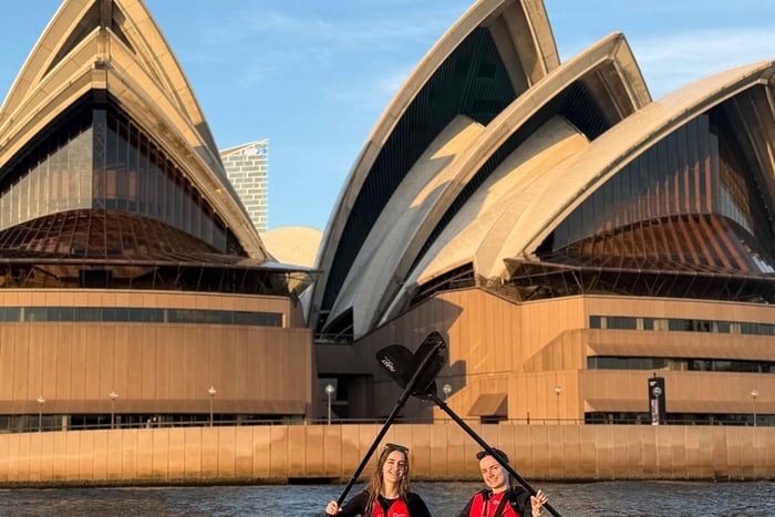 Sunrise Kayak Tour to the Opera House / Bridge Views- Sydney