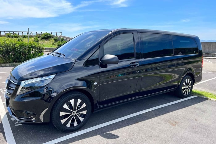 Keelung: Einfacher privater Transfer von oder nach Taipei City