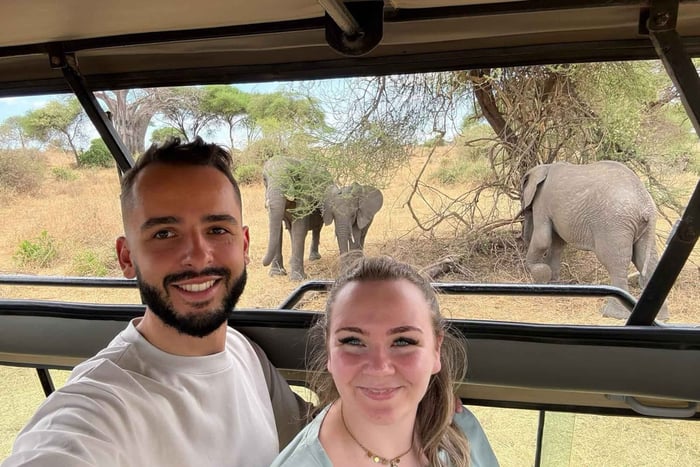 Safaris en groupe à travers les principaux parcs nationaux de Tanzanie