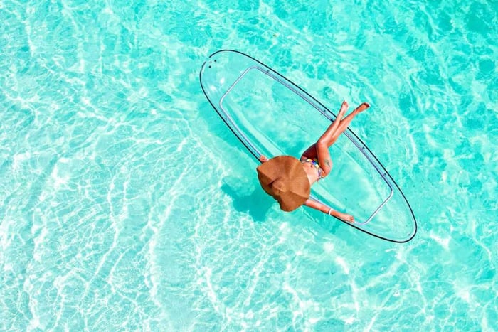 Kayak transparente en Zanzíbar con fotos y vídeos de dron + recogida