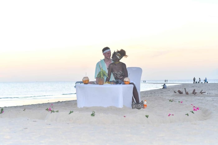 Zanzibar: Dinner on the Nakupenda Sandbank