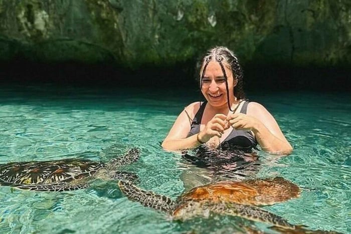Zanzibar: Jozani-metsä ja Salaam-luola -retki