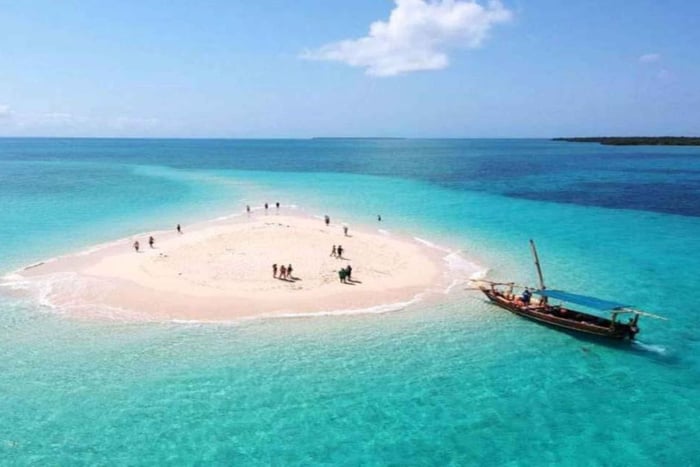 Zanzibar: Romantic Nakupenda Sandbank Tour with Lunch