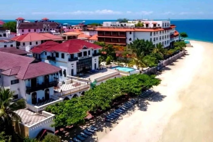 Zanzibar: Stone Town, mercato degli schiavi, souvenir e mercato delle spezie