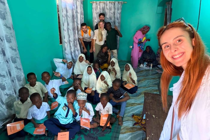 Sansibar: Stone Town Tour und Schulbesuch mit Hassan