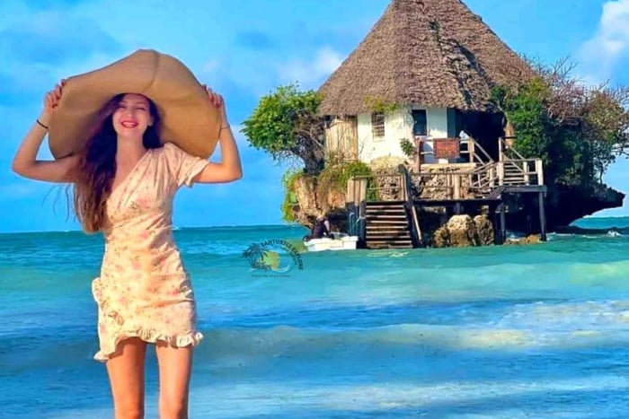 Zanzibar: diner in restaurant Rock met vervoer