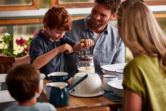 BIRCHS BAY: Butter-Making Workshop