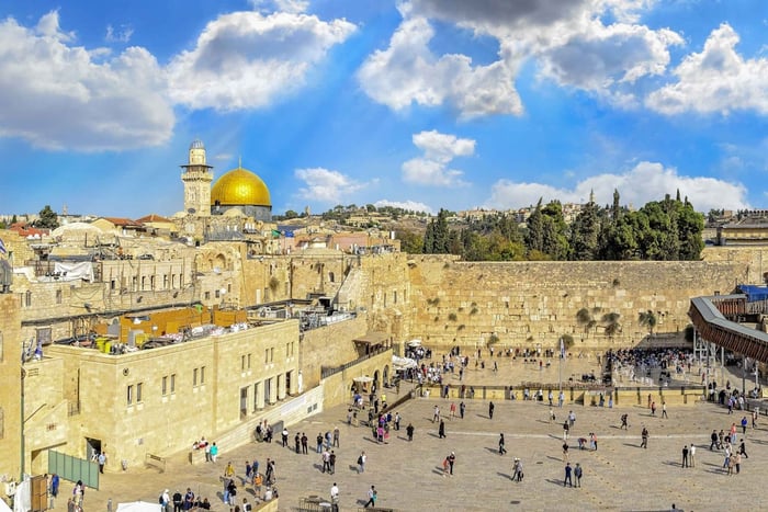 TLV:stä – Jerusalemin vanha- ja uusikaupunki -kierros, sis. SISÄÄNKÄYNTIMAKSUT JA NOUTO