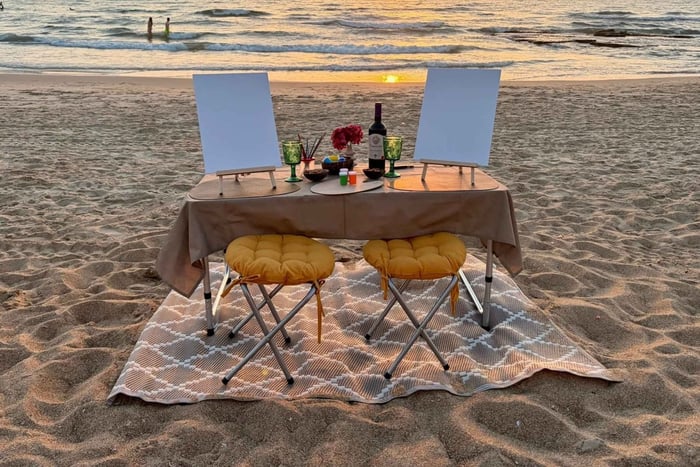 Tel Aviv : coucher de soleil, art et vin local sur la plage