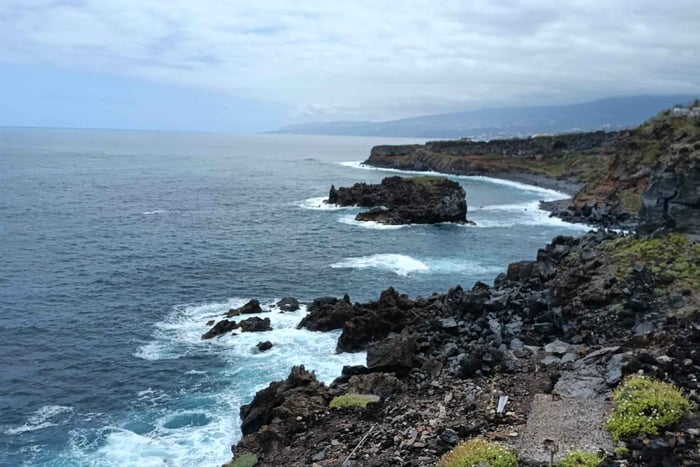 Norte de segredos do Atlântico e piscinas naturais