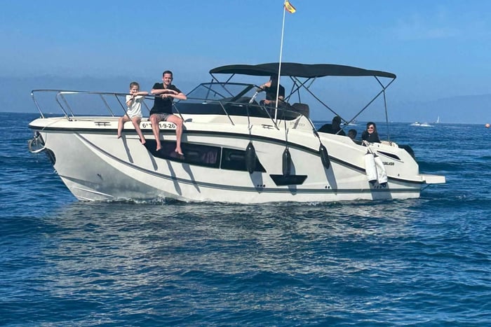 alquiler privado para hasta 11 personas con comida y bebida