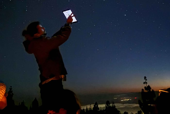 Teide: Small Group Sunset Adventure with Picnic & Stargazing