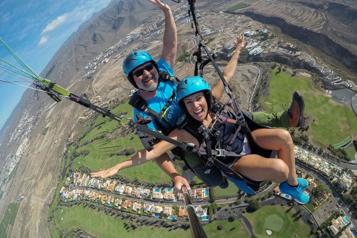 Tenerife: Acrobatic Paragliding Tandem Flight