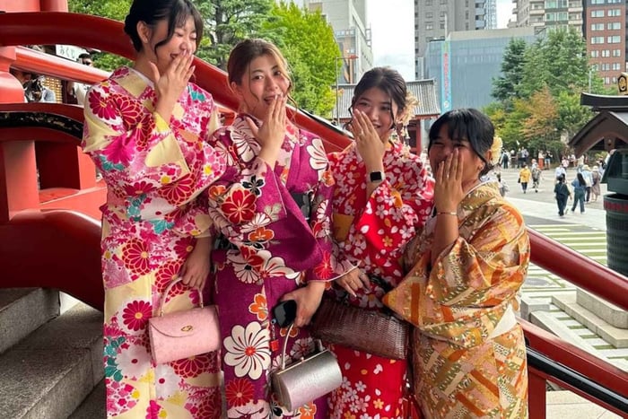 noleggio kimono ad Asakusa con acconciatura professionale