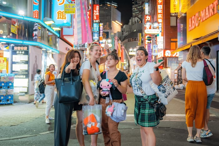 Shibuya: Local Bar & Izakaya Crawl