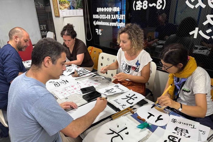 Shodo: a Japanese calligraphy and language experience in Tokyo