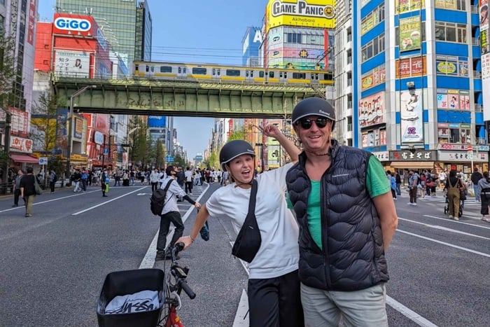 Tokyo Deep Inside Cycle Tour～3 Hours Tour around Tokyo