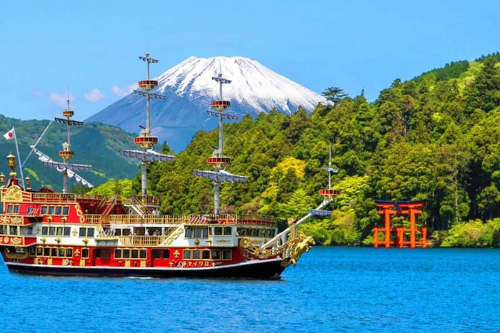 Tokyo: Mt. Fuji & Hakone, FREE Pirate Ship & Ropeway