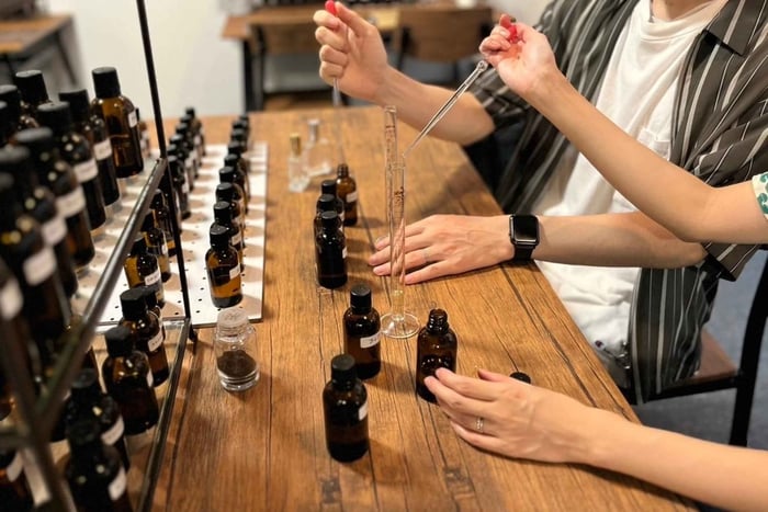 Tokyo Omotesando Original Perfume Making Experience/Workshop