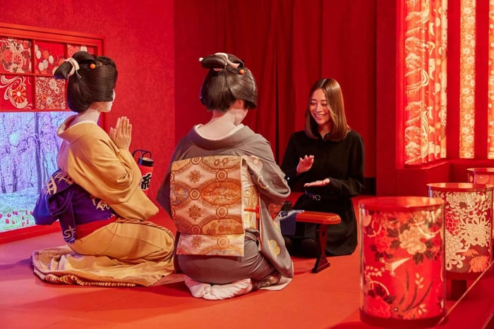 Tokyo: Traditional Geisha Experience Show & Japanese Dinner