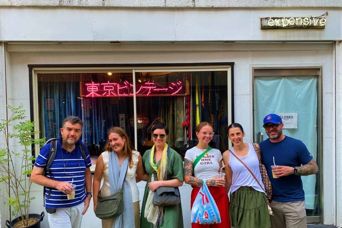 Vintage, Music & Cafe Walking Tour in Shimokitazawa