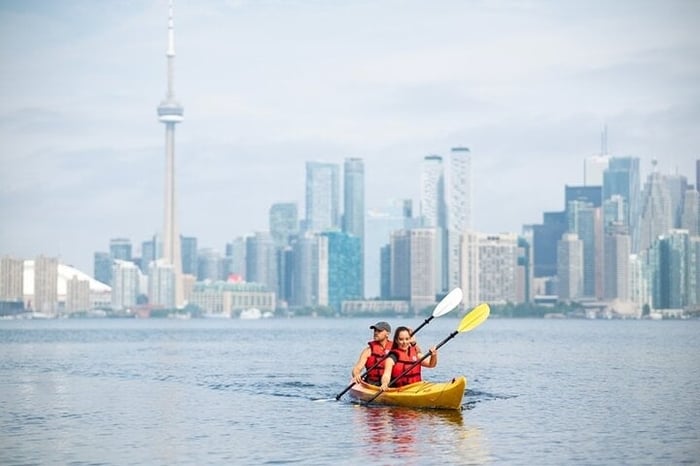 Introductory Kayak Lesson on Toronto Islands