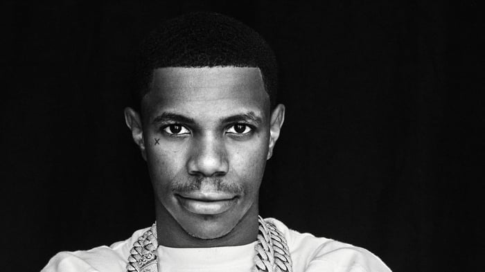 A BOOGIE WIT DA HOODIE: 10 YEARS OF ARTIST