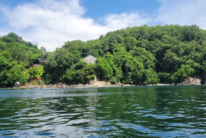 Snorkeling et barbecue sur la côte
