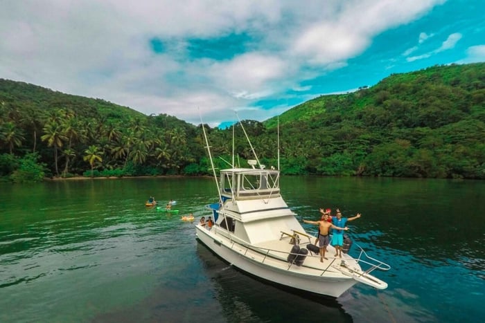 Trinidad: Privater Yachtcharter an der Nordwestküste